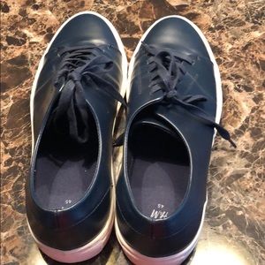 Men’s H&M blue shoes in GREAT CONDITION! Size 11.5
